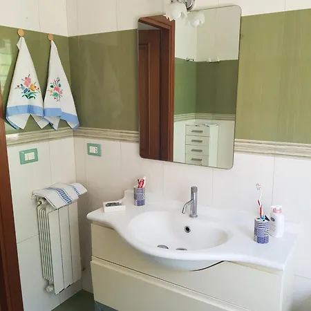 דירה Eur Charme Apt&garden *