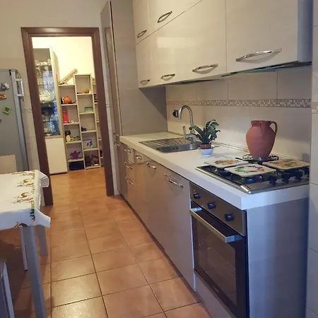 דירה Eur Charme Apt&garden