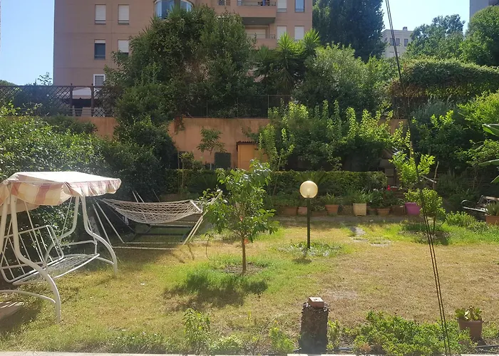 Eur Charme Apt&garden * Roma