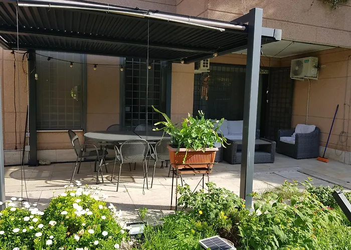 Appartamento Eur Charme Apt&garden *