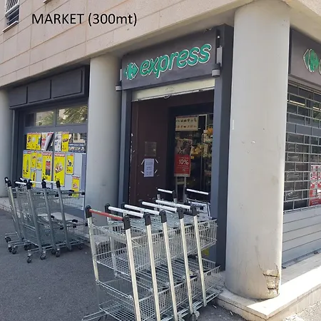 דירה Eur Charme Apt&garden